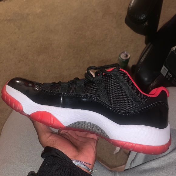 Air Jordan 11 retro low Bred - Picture 6 of 7